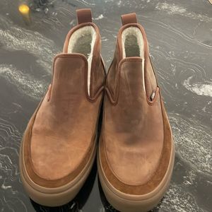 Vans Leather boots. Size 9.5